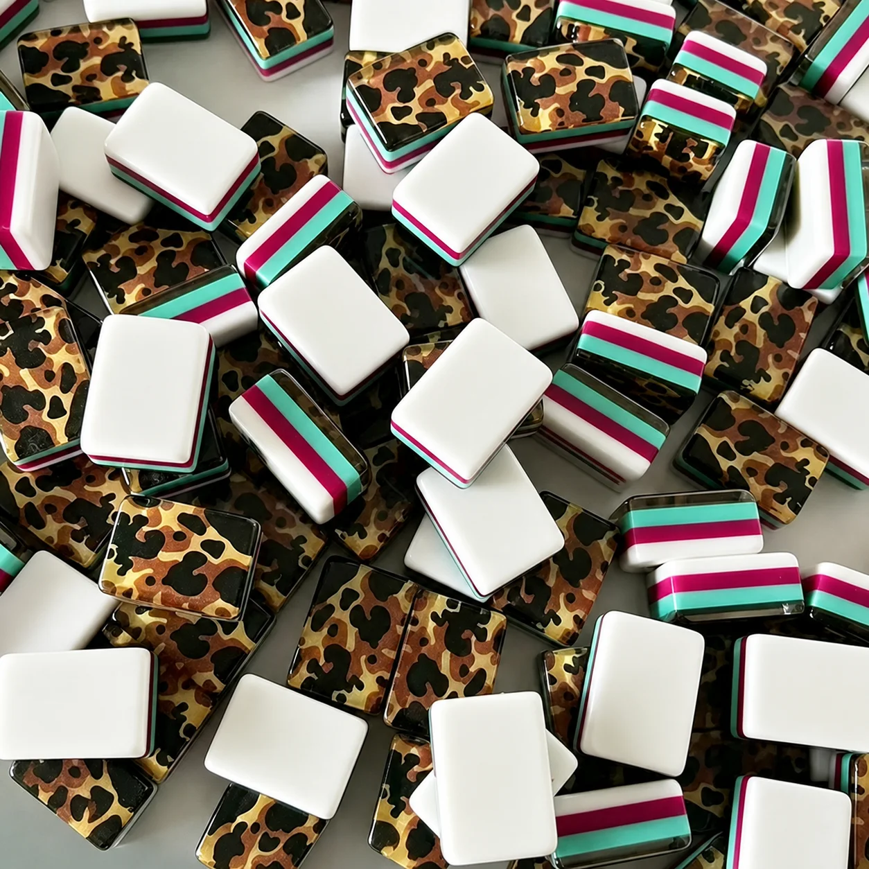 Matching blank Mahjong tile body for reference Henrymahjong076